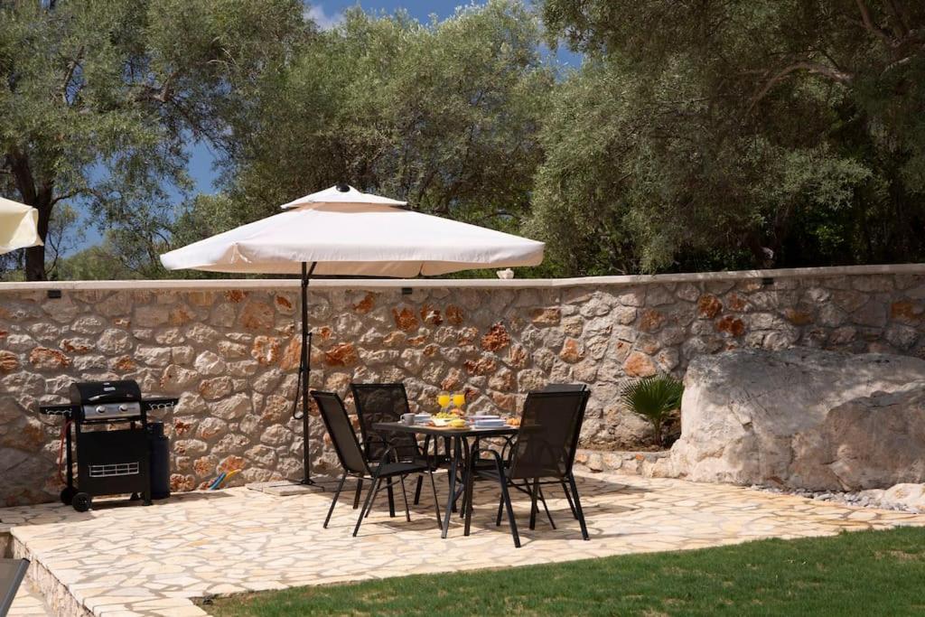 Lefkolia Retreat Villa Sivota  Ngoại thất bức ảnh